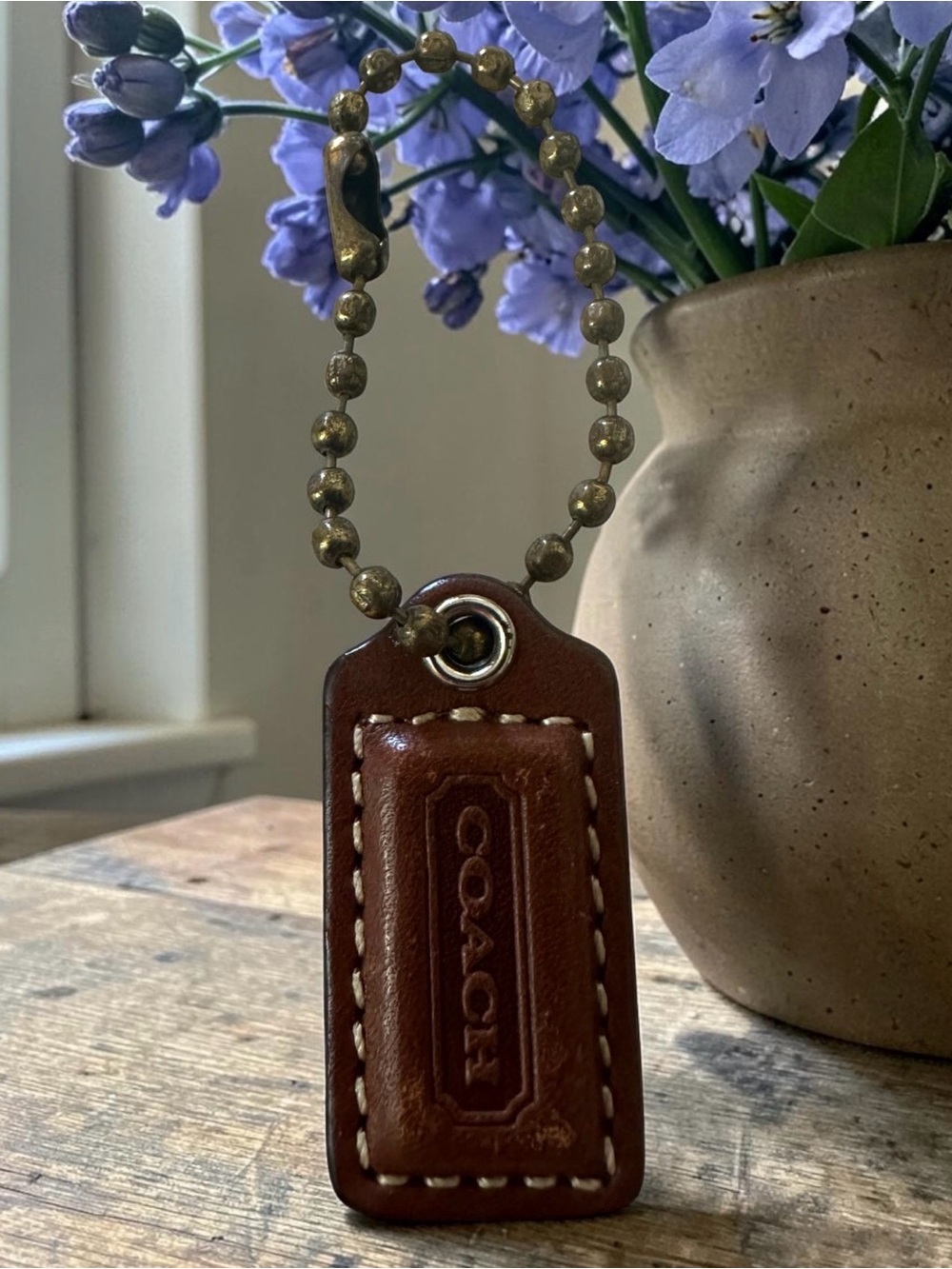 COACH Brown Leather Hangtag & Keychain